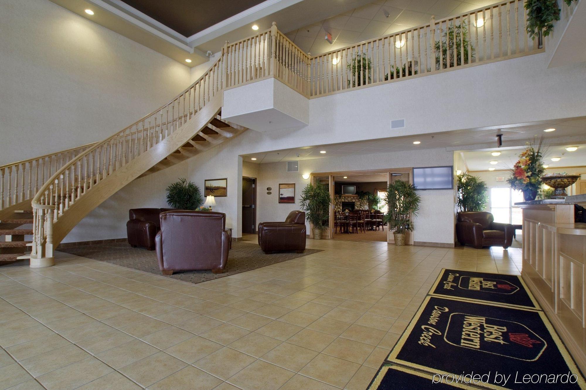 Stonebridge Hotel Dawson Creek Exterior foto